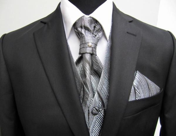 Plastron (Krawatte) mit Einstecktuch